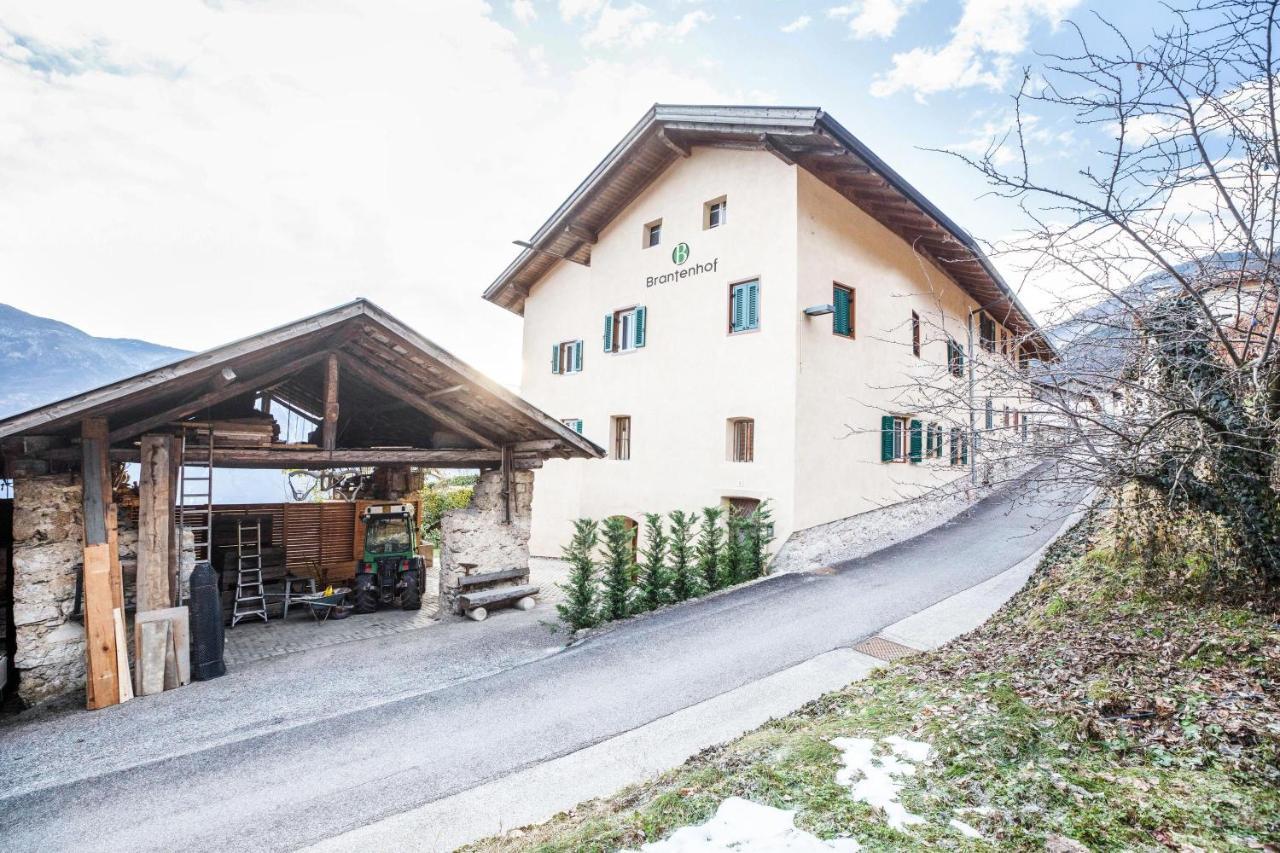 Brantenhof Ferienwohnung Vinea Cortaccia Dış mekan fotoğraf