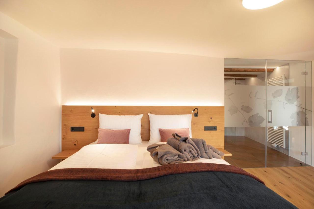 Brantenhof Ferienwohnung Vinea Cortaccia Dış mekan fotoğraf