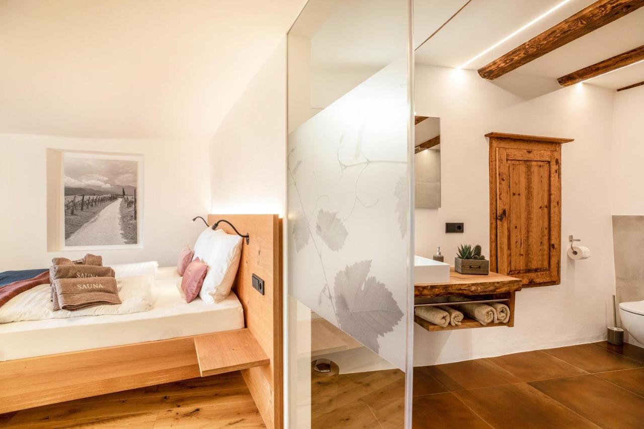 Brantenhof Ferienwohnung Vinea Cortaccia Dış mekan fotoğraf