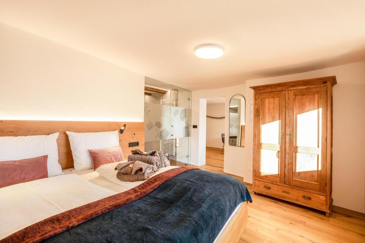 Brantenhof Ferienwohnung Vinea Cortaccia Dış mekan fotoğraf